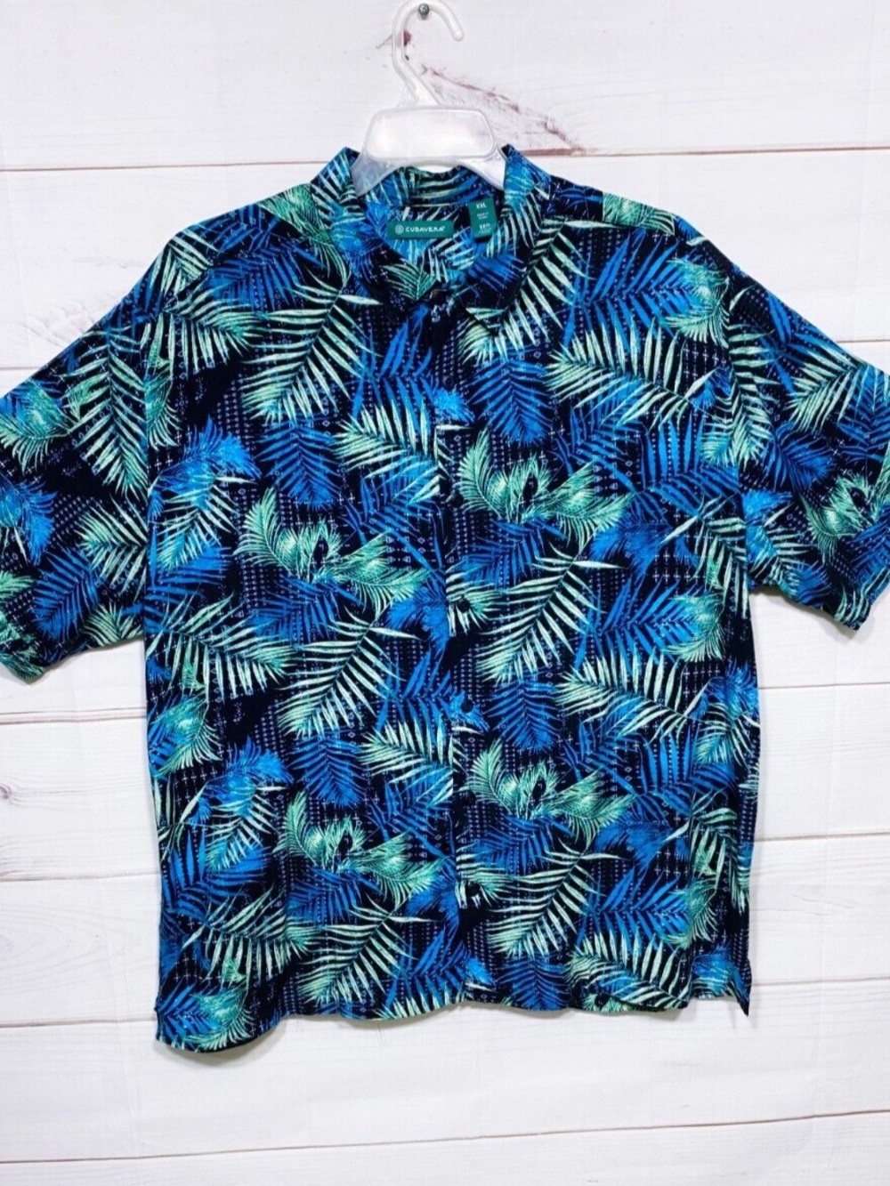 Cubavera Blue & Green Tropical Leaf Short-Sleeve Button-Down Shirt